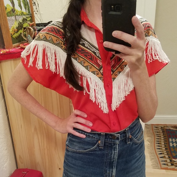 Vintage Tops - Vintage Western Fringe Circle T Shirt S-M
